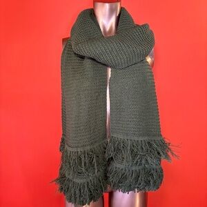 Echo Dark Green Fringe Knit Scarf